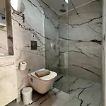 Larimar Apartament *